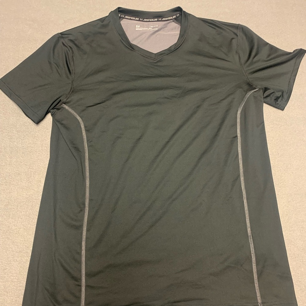 Under armour fitted shirt men’s large black heat gear